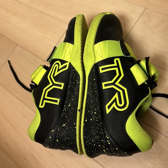 TYR L1-Lifters - Picture 4 of 7